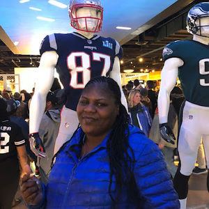 Meet your Posher, Donita